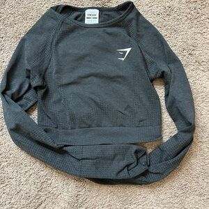 Barely worn gymshark crop